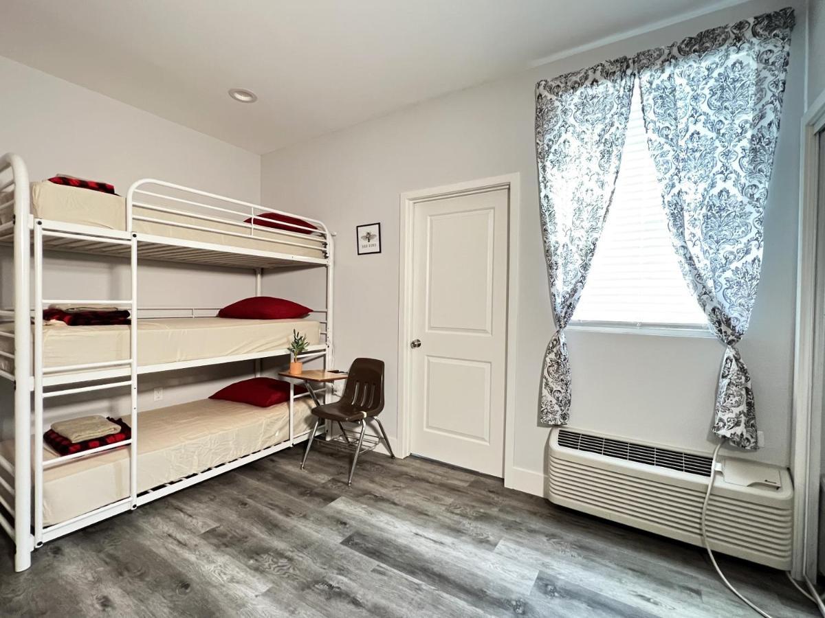 Pineapple Hostel 로스앤젤레스 외부 사진
